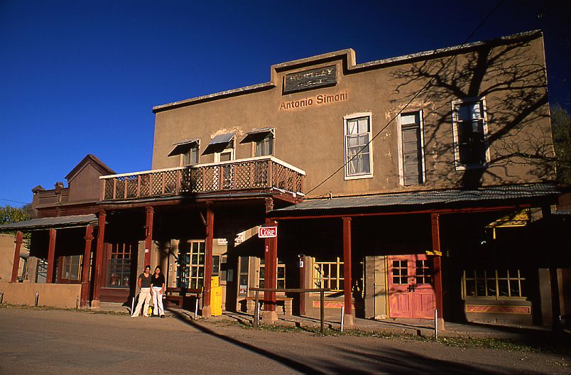 Simoni's Store, Cerrillos