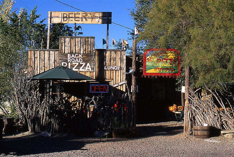 Back Road Pizza, Madrid